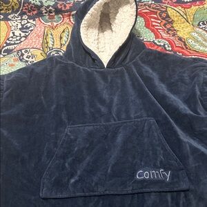 Comfy Kids Hooded Blanket in Navy Blue